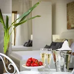 Luxury 3*
