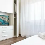 Luxury 3* 奧爾比亞