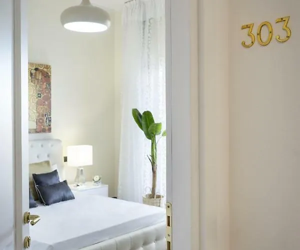 Luxury & Pensión 3*